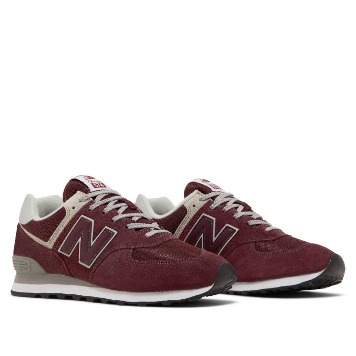 Sabatilles esportives New Balance 574 d'home granats amb detalls beix - Querol online
