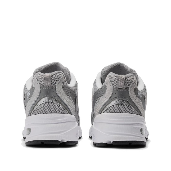 Sabatilles esportives New Balance 530 d'home grises amb camussa i amortiment ABZORB - Querol online