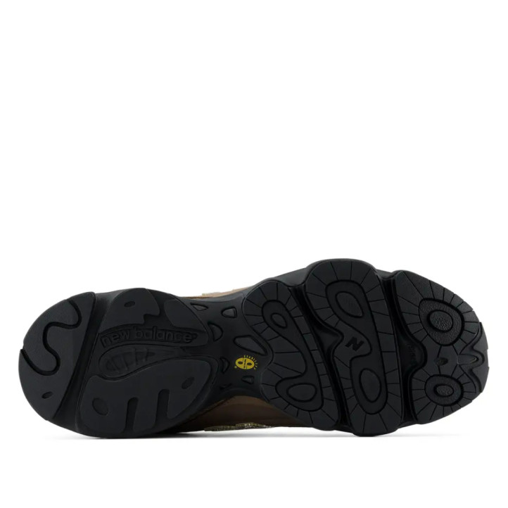 Sabatilles esportives New Balance 1000 d'home marrons amb Cordura i amortiment ABZORB - Querol online