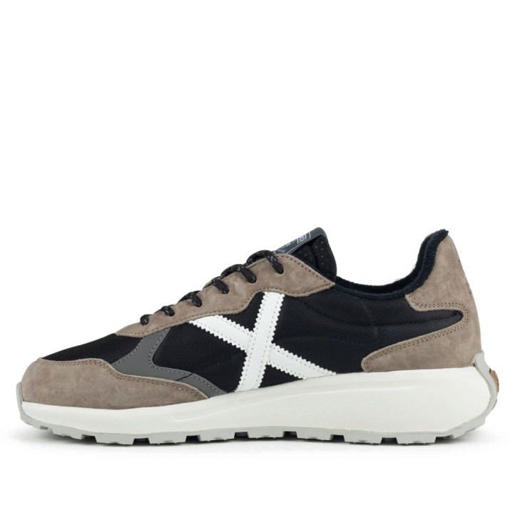 Zapatillas deportivas Munich Babel de hombre negras y taupe con detalles blancos - Querol online
