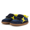 Zapatillas deporte Munich Baby Koda infantiles azul marino y amarillas con doble velcro