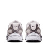 Sabatilles esportives Nike V5 RNR d'home blanques i platejades amb detalls negres