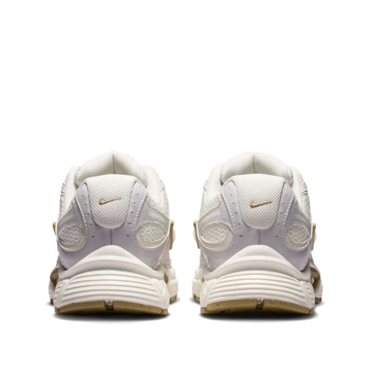 Sabatilles esportives Nike V5 RNR de dona blanques i beix amb detalls daurats - Querol online