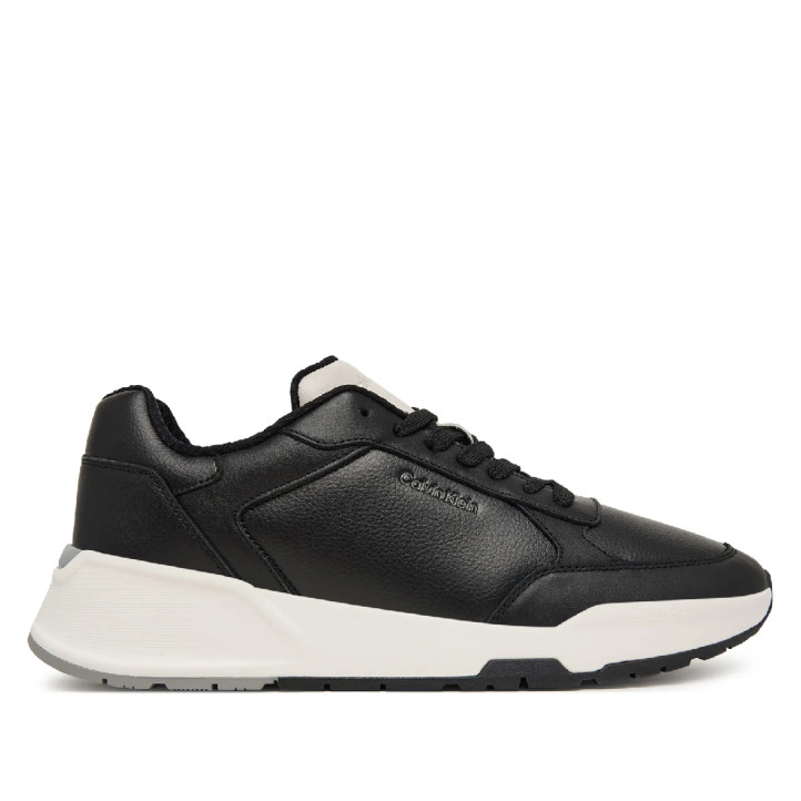 Sabates sport Calvin Klein City Runner d'home negres amb sola blanca - Querol online