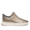 Zapatillas Geox Flextride Plus de mujer doradas con acabado acolchado
