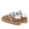 Zapatillas GUESS de mujer beige con monograma y suela caramelo
