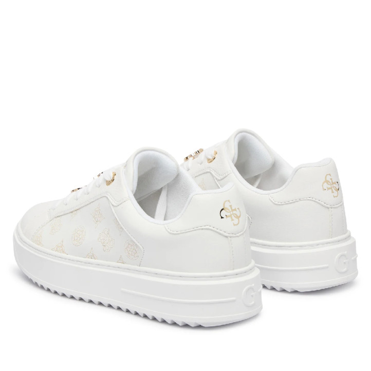 Zapatillas GUESS de mujer blancas con plataforma y detalles dorados - Querol online