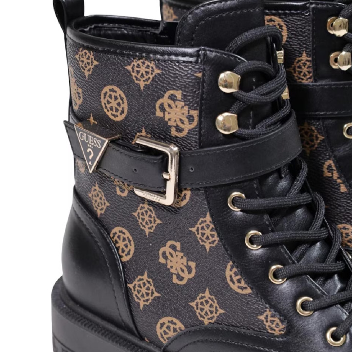 Botines GUESS Fellini de mujer negros con estampado de logos y hebilla - Querol online