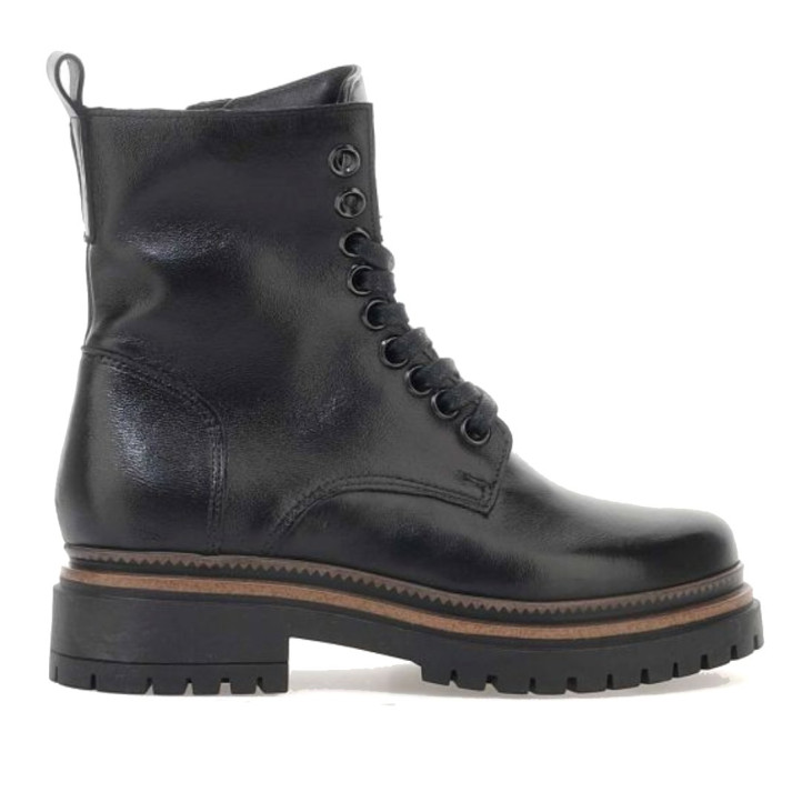 Botines planos Martina Buraro de mujer negros de piel con suela track - Querol online
