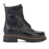 Botines planos Martina Buraro de mujer negros de piel con suela track