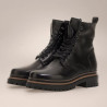 Botines planos Martina Buraro de mujer negros de piel con suela track