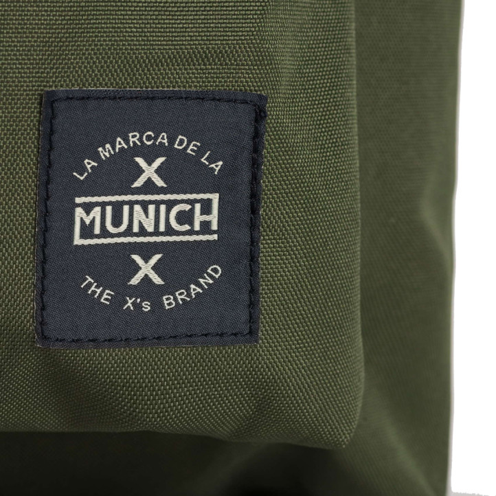 Mochila Munich BTS Basic verde kaki de 20L con espalda acolchada - Querol online