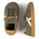 Sabatilles Munich Mini Open infantils verd oliva amb velcro i sola caramel - Querol online