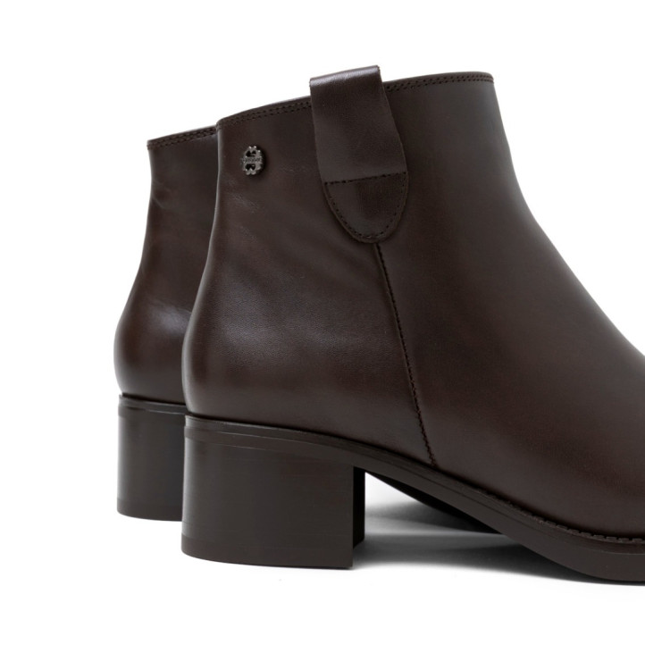 BOTINES DE PIEL DE TACÓN CON CREMALLERA OLGA MOKA PORRONET - Querol online