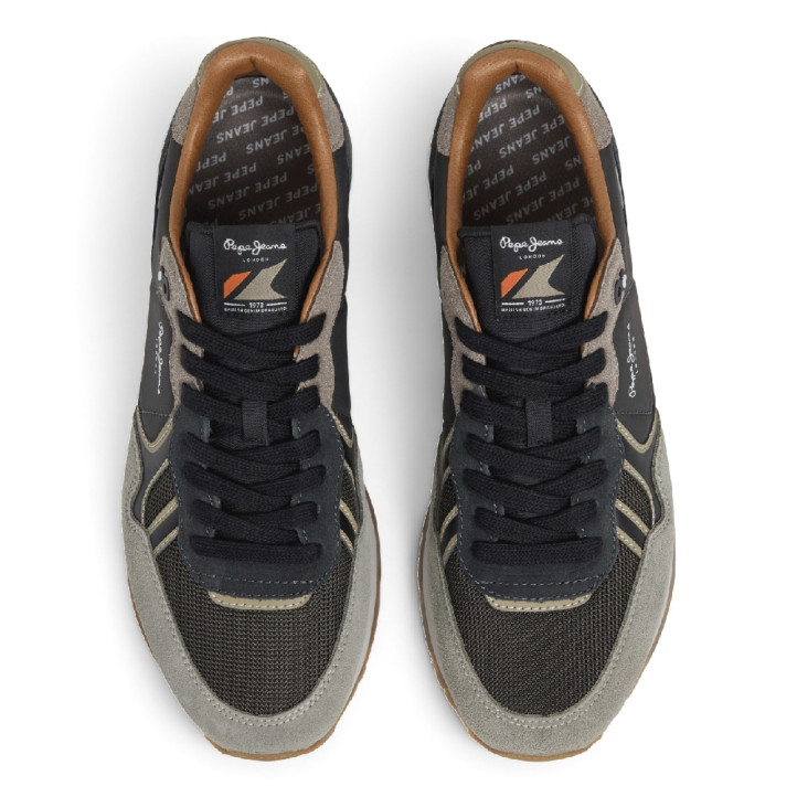 Sabatilles Pepe Jeans Brit d'home grises i negres de camussa estil retro running - Querol online