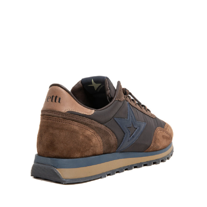 Sabatilles Cetti d'home marrons de camussa i mesh amb detalls blaus - Querol online