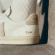 Zapatillas VEJA Campo de piel blancas y beige para hombre - Querol online