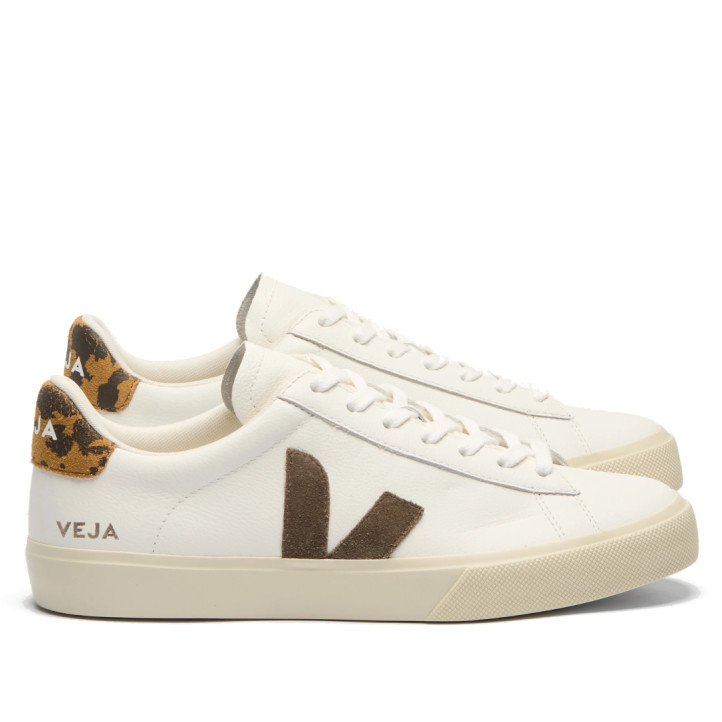 Zapatillas VEJA Campo de mujer blancas de piel con detalles marrones y animal print - Querol online