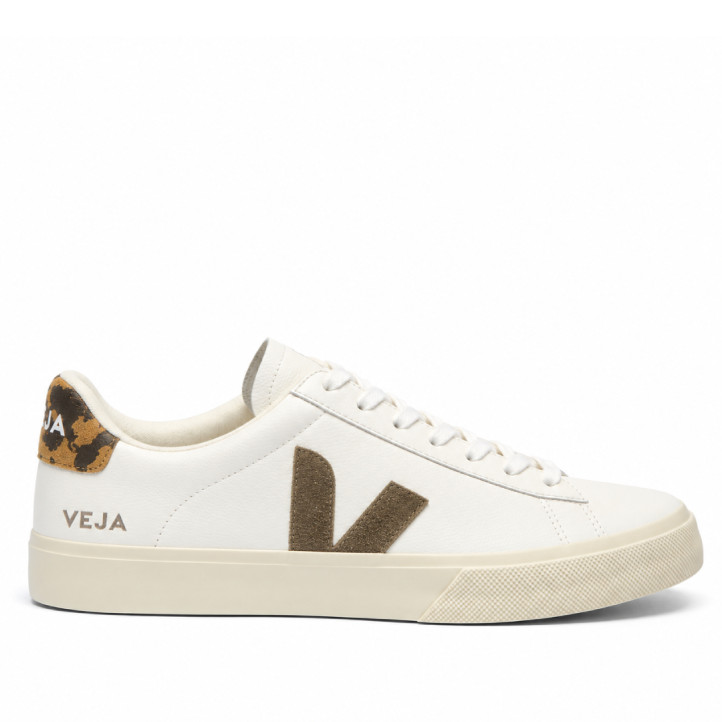 Zapatillas VEJA Campo de mujer blancas de piel con detalles marrones y animal print - Querol online
