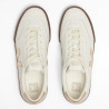 Zapatillas VEJA Volley de mujer blancas de piel con detalles dorados y suela marrón