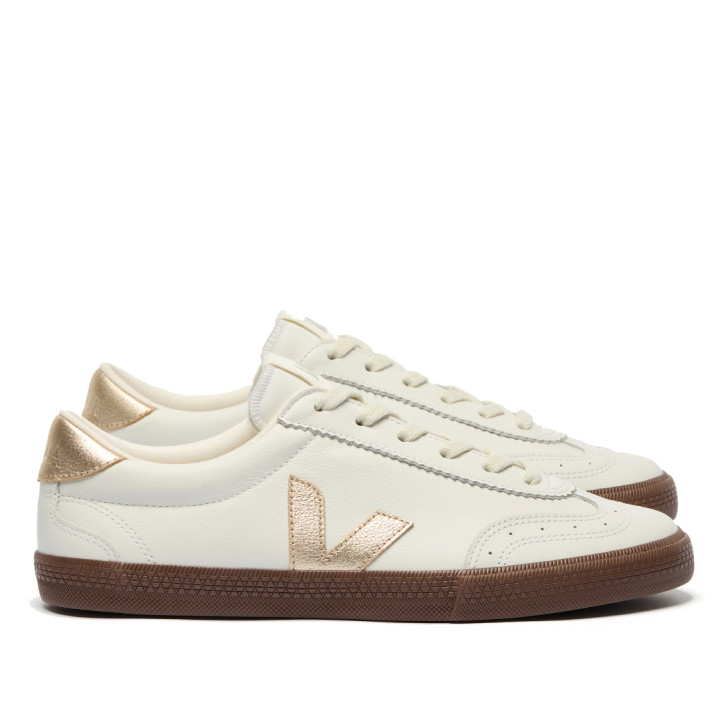 Zapatillas VEJA Volley de mujer blancas de piel con detalles dorados y suela marrón - Querol online