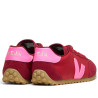 Zapatillas VEJA GT de mujer rojas con detalles rosas y suela caramelo