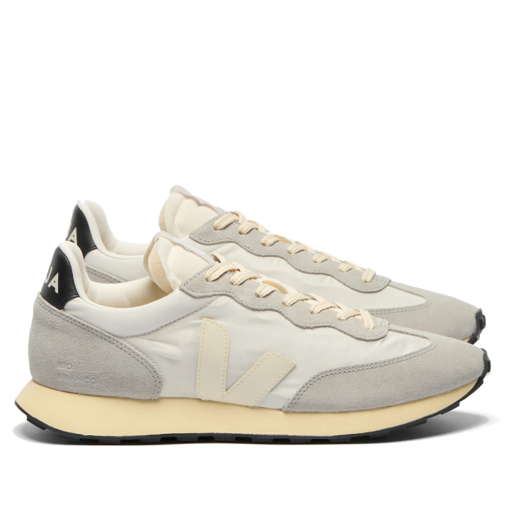 Zapatillas VEJA Rio Branco II de mujer beige y grises con detalles negros - Querol online