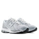 Zapatillas deportivas New Balance 1906R blancas y plateadas con amortiguación ABZORB para mujer - Querol online
