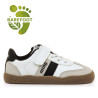 Zapatillas Mustang barefoot Free de niño blancas con detalles negros y suela marrón