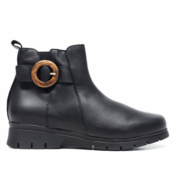 Botines Suite009 de piel de mujer negros con hebilla decorativa y suela de cuña - Querol online