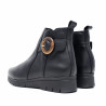 Botines Suite009 de piel de mujer negros con hebilla decorativa y suela de cuña