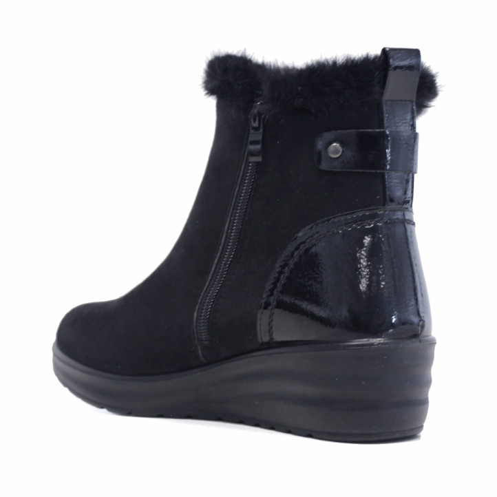Botines Amarpies de mujer negros con cuña, pelo y cremallera lateral - Querol online