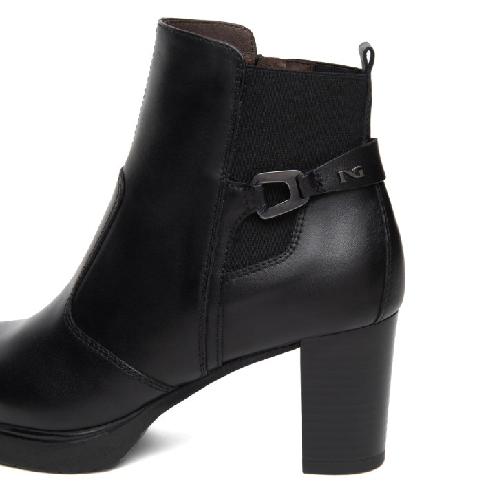 Botines tacón Nero Giardini de piel negra para mujer con tacón de bloque y detalle de hebilla - Querol online