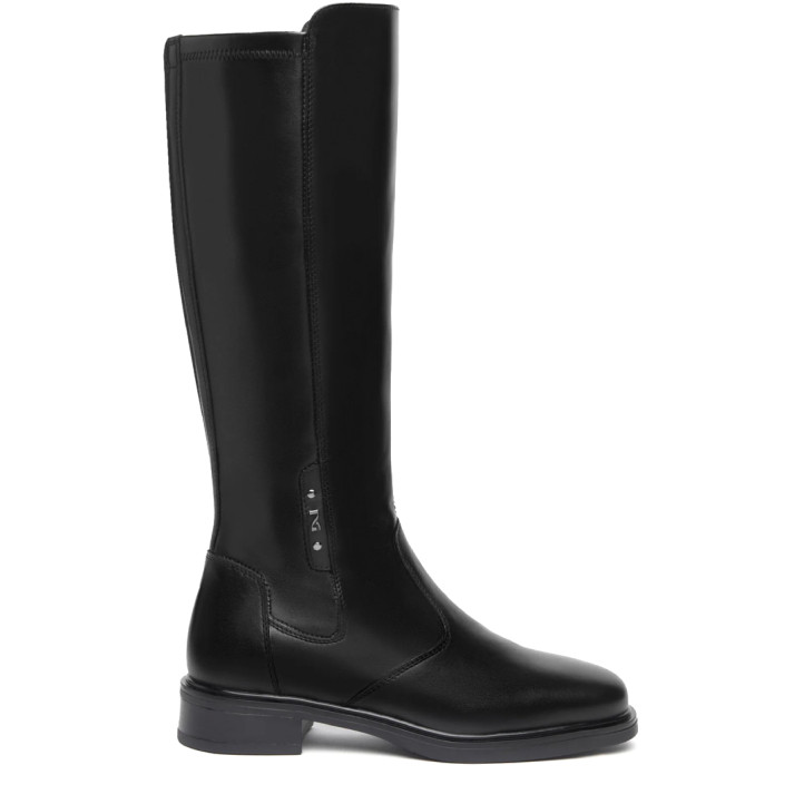 Botas planas Nero Giardini altas de piel negra con tacón bajo y caña elástica - Querol online