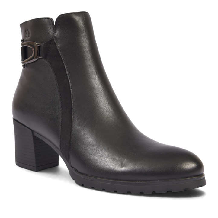 Botines tacón Treintas negros con tacón alto ancho, hebilla metálica y cremallera lateral - Querol online