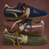 Zapatillas KAOTIKO Seattle Mauve de piel serraje en color malva con detalles crema y dorados