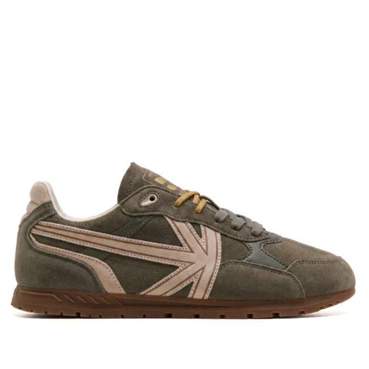 Zapatillas KAOTIKO Seattle de piel serraje verde caqui con detalles beige y suela caramelo - Querol online