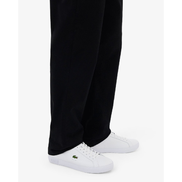 Zapatillas Lacoste Powercourt de hombre blancas de piel con detalles verde oscuro - Querol online