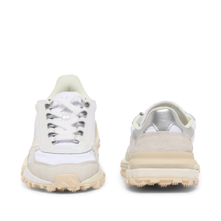 Sabatilles Lacoste Elite Active de dona blanques amb detalls metal·litzats i sola beix - Querol online