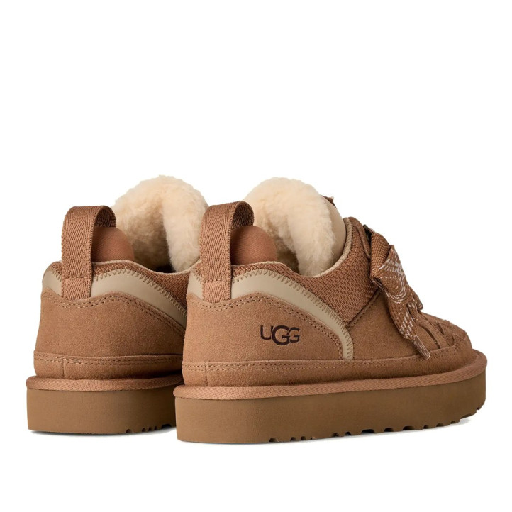 Sabatilles UGG Lowmel Chestnut amb cordons amples i detalls de camussa - Querol online