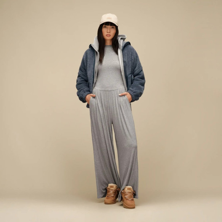 Sabatilles UGG Lowmel Chestnut amb cordons amples i detalls de camussa - Querol online