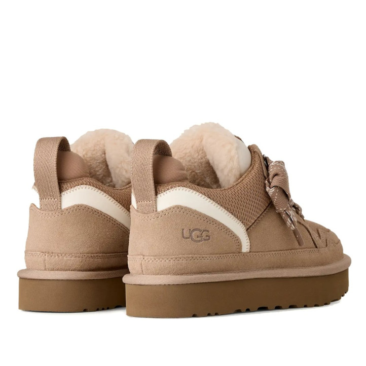 Zapatillas UGG Lowmel en color Sand con cordones anchos y detalles de ante - Querol online