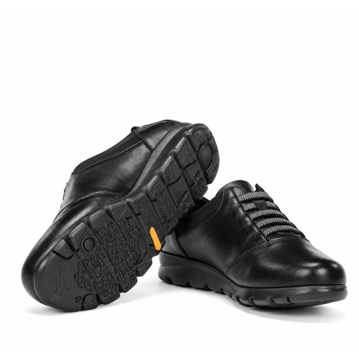 Zapatos planos Fluchos Susan de mujer negros de piel con cordones elásticos - Querol online