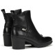 Botins de taló Fluchos Nydia negres de pell amb taló i sivella decorativa - Querol online
