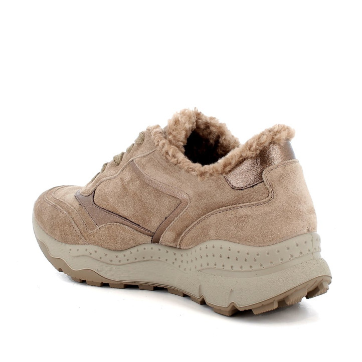 Zapatillas Imac de mujer beige con pelo interior, cordones y suela deportiva - Querol online
