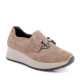 Zapatos planos Imac de mujer en color taupe con cuña deportiva y adorno metálico de pedrería - Querol online