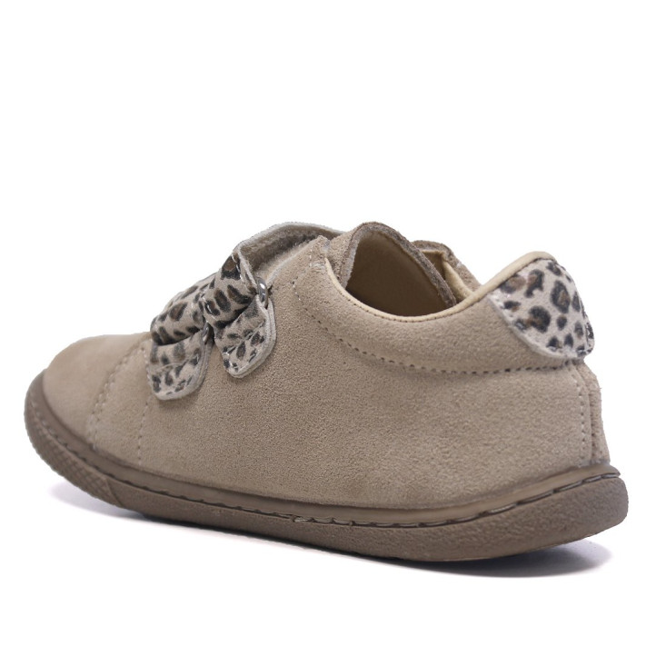 Sabates Vulladi beix d'aspecte camussa amb doble velcro d'estampat de lleopard - Querol online