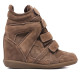 Botins Querol marrons d'aspecte camussa amb falca interior i velcros - Querol online