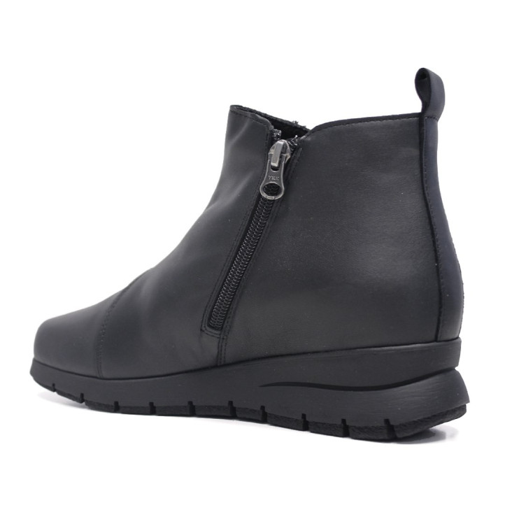 Botins Suite009 negres de pell suau amb falca baixa i elàstics laterals - Querol online