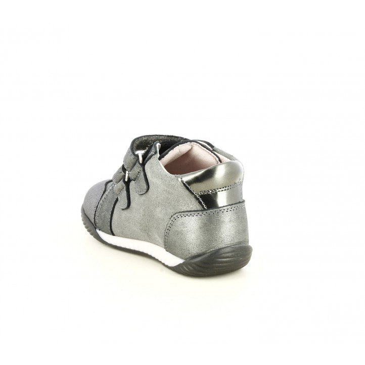 Botines Pablosky gris metalizado con estrella de adorno y punera reforzada - Querol online